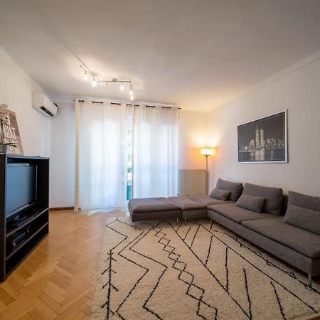 Appartement Climatise Tout Equipe A Cote Du Stade Velodrome Marsella Exterior foto